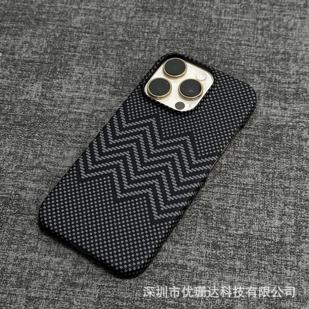 Применимо к iPhone11promax полуоблегающий чехол для мобильного телефона с магнитом и рисунком из углеродного волокна Apple 11 ультратонкий ПК противоударный чехол