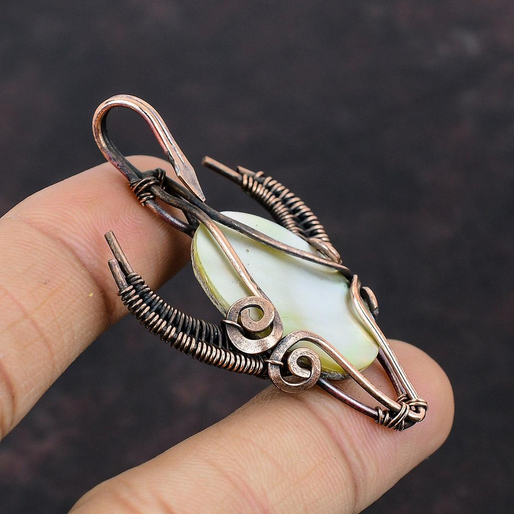 Перламутровый кулон Кулон из медной проволоки Медные украшения ручной работы Подвески в форме лица быка Подвеска из драгоценного камня для подарка Ювелирные изделия из проволоки