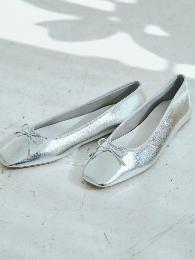 Cohen Addictive Ballet Shoes (Web-Exclusive Size) 76826480225 0765 SILVER(07) 25.0cm