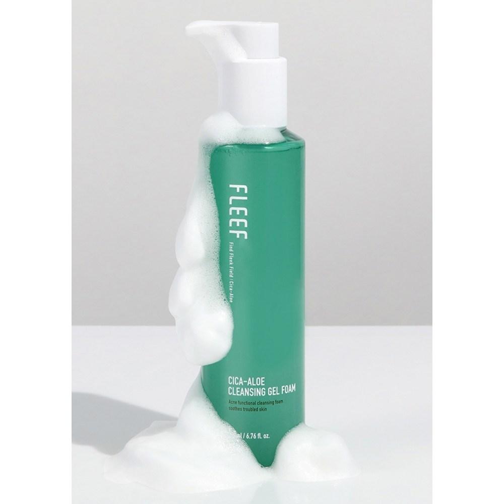 FLEEF Cica Aloe Acne Relief слабокислотная очищающая гель-пенка, 200 мл, 2 шт.