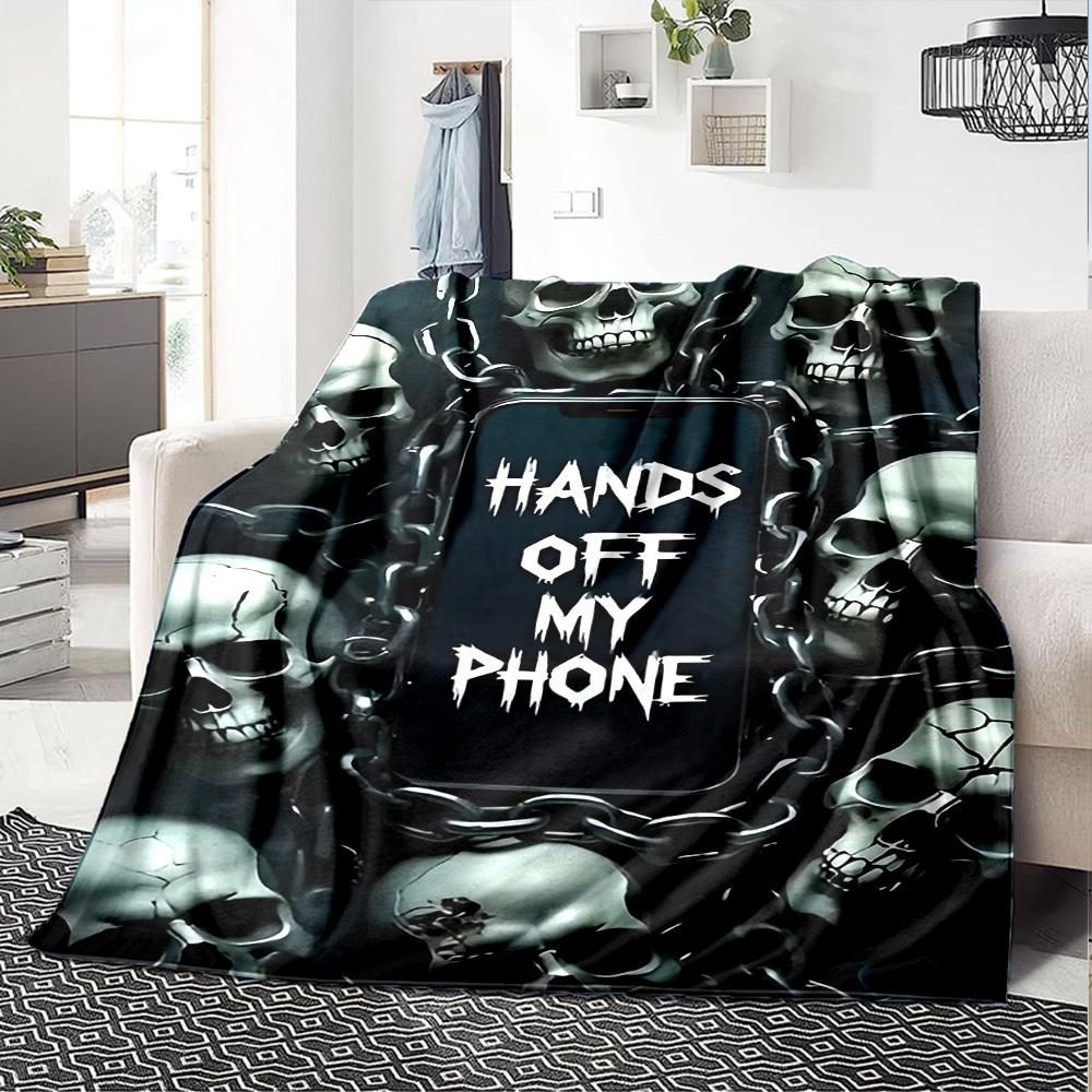 1pc skulls phone Themed Printed Soft and Comfortable Home Blanket, Small Throw Blanket, Nap Blanket, Suitable as a Gift l057