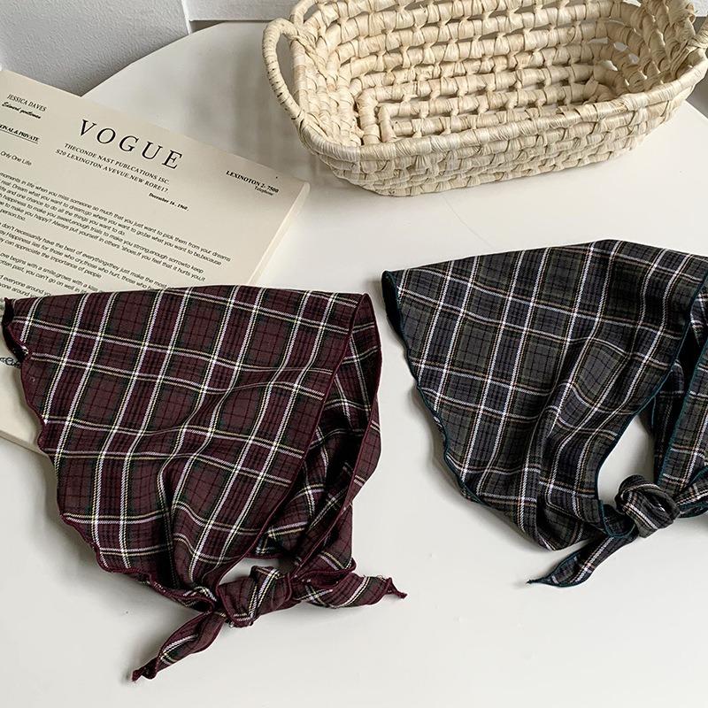 Клетчатый треугольный шарф шарф женский весенне-летний универсальный ретро шаль шарф защита шеи маленький шарф головной платок повязка на голову аксессуары для волос