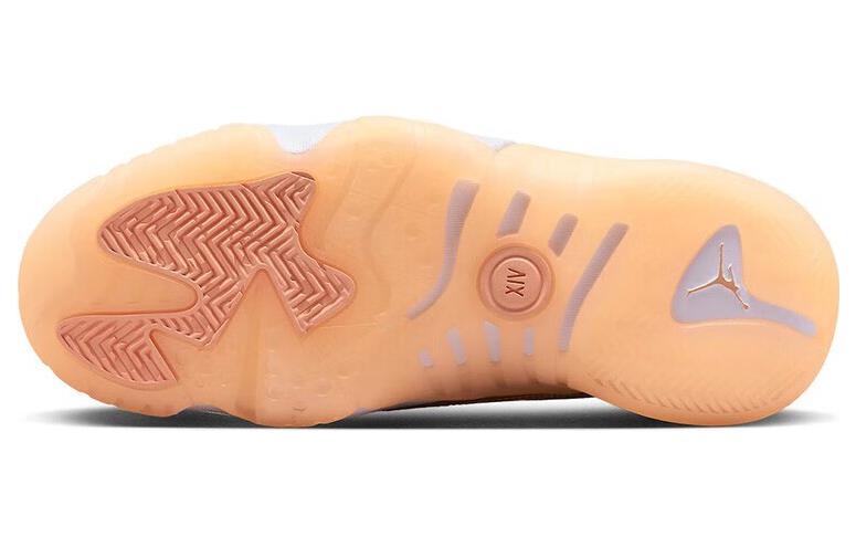 Женские кроссовки Jordan Jumpman Two Trey Sunset Haze (Женский) Закатная дымка/Белый