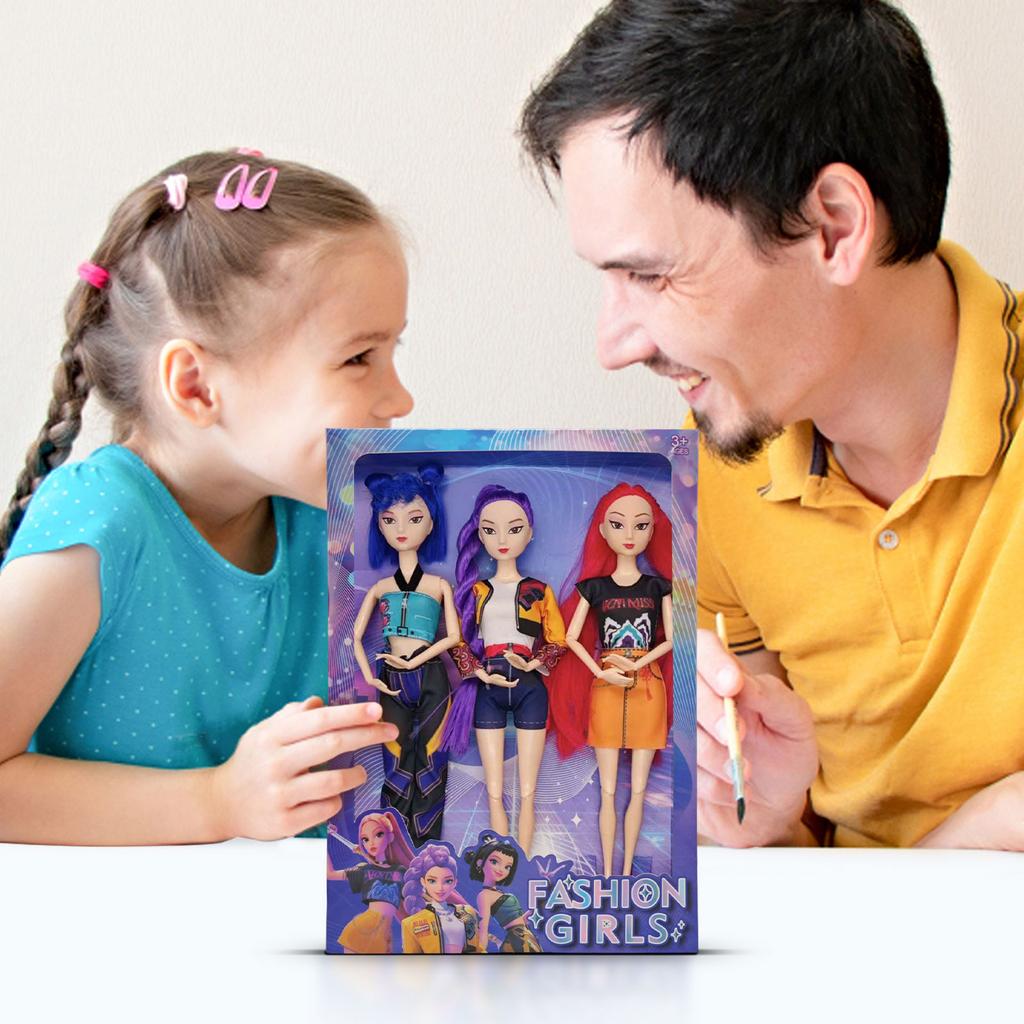 Коллекция модных пластиковых кукол с уникальными стильными нарядами и красочными прическами. Идеальный подарок для детей, чтобы и творить.