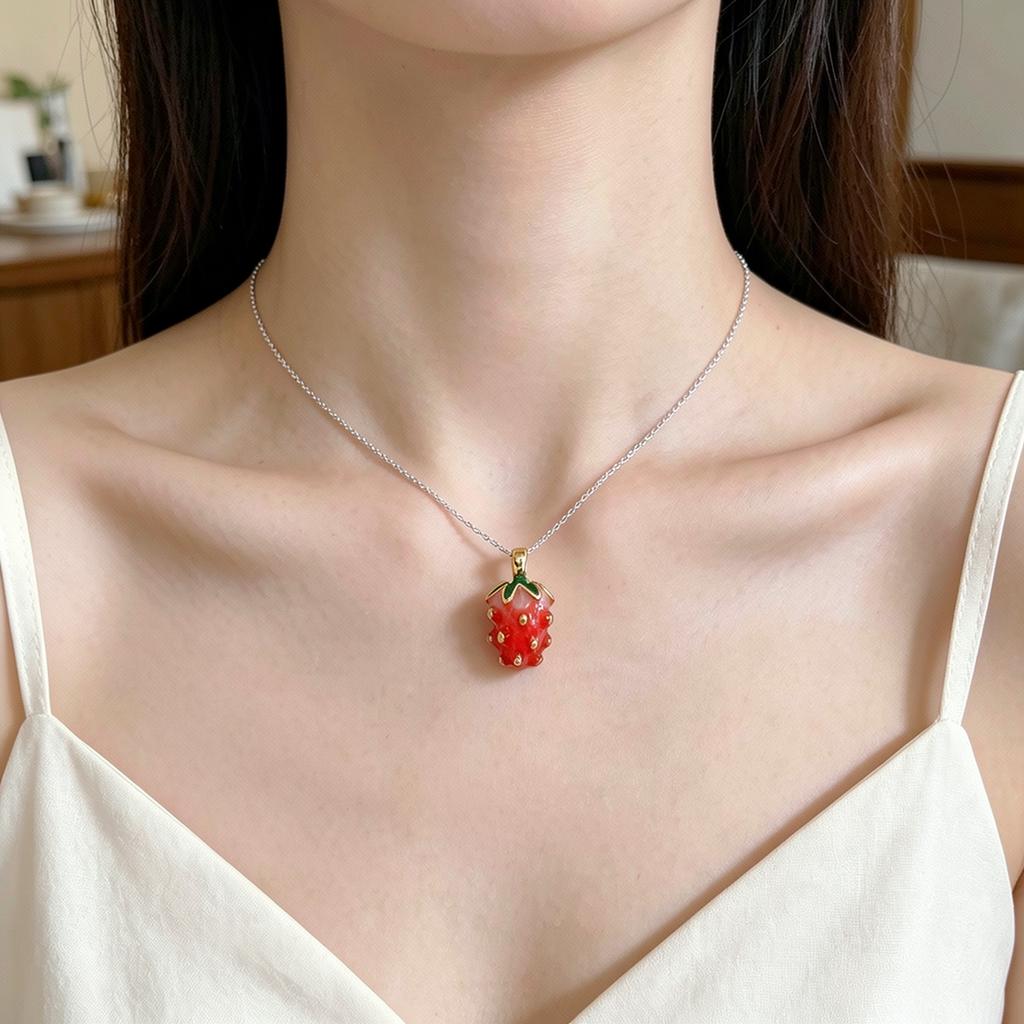 Three-Dimensional Fruit Pendant Three-Dimensional Strawberry Bracelet Pendant Alloy Jewelry Accessory Fashion For Jewelry Making