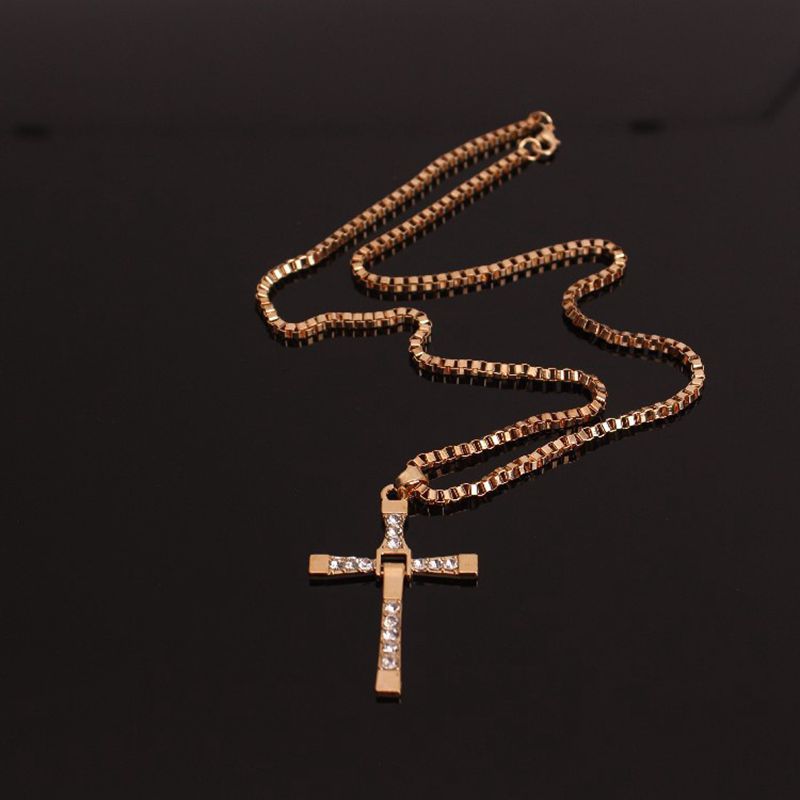 Inlaid Zirconia Cross Necklace For Men, Trendy And Personalized Fashion Accessory Gift