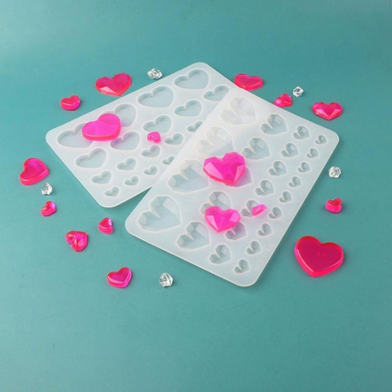 Diamonds Love Crystal Glue Drop Mold Heart Curtain Jewelry Keys Chain Cuestion Decorations Silicone Form for Crafts