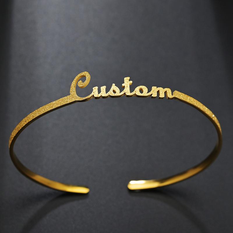 Atoztide Новый персонализированный индивидуальный матовый браслет с именем, регулируемый, нержавеющая сталь, открытый браслет с надписью «Любовь», ювелирный подарок для