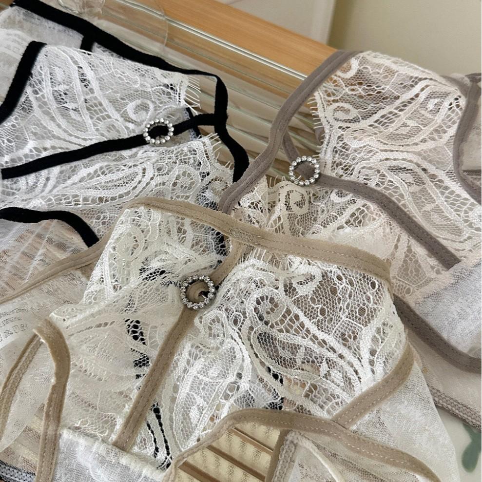 Yearning for the Future: Cute Mesh Low-Rise Women's Panties with Small Cutouts (70-100 Jin)