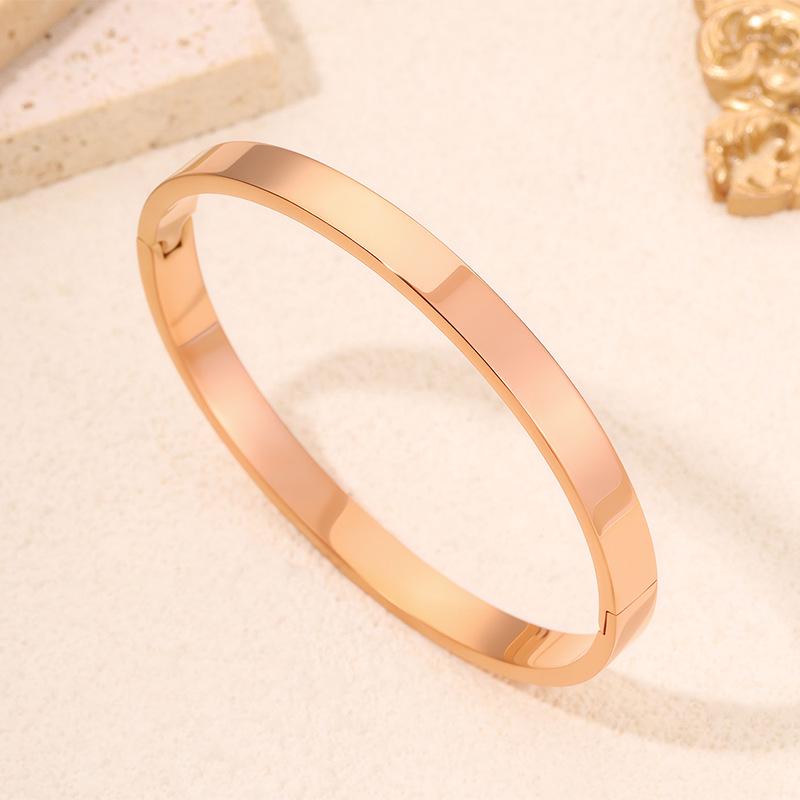 Женский высококачественный браслет из титановой стали, не тускнеющий, с полированной пряжкой-манжетой