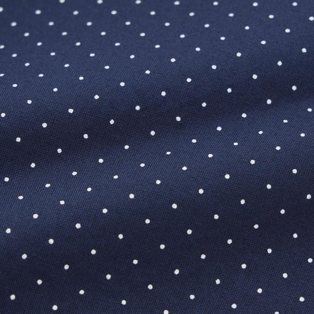 Uniqlo Точки Транкс