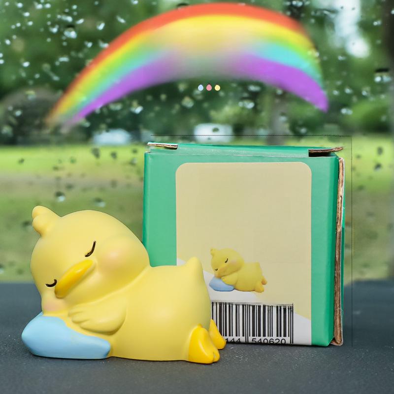 Украшения для машинки "Эй, утка": Милая поделка в виде утки-знаменитости из Интернета для украшения интерьера и украшения торта