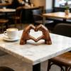 1 шт. Скульптура руки в форме сердца Жест в форме сердца Статуэтка-скульптура из смолы Рука в форме сердца Украшение для дома и офиса Сердце