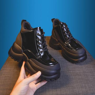 Женские лоферы с высоким верхом в британском стиле, маленькие кожаные туфли 2025 осень и зима, новая одинарная обувь в стиле колледжа на толстой подошве с внутренней платформой для увеличения роста