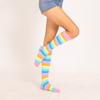 Забавные женские носки, длинные хлопковые полосатые радужные носки, модные красочные чулки до бедра, скейтбораб для девочек в стиле хип-хоп, гольфы выше колена