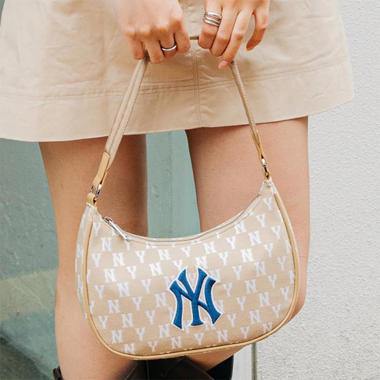 MLB Monogram Series Vintage Floral Print NY Yankees Underarm Bag Mahjong Bag Women Shoulder Bag Cream-Latte 3ABQS012N-50BGD