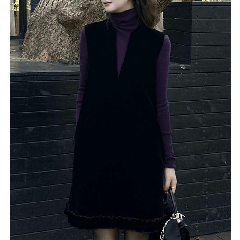 Elegant Heiress Black Tank Dress Set for Women: Autumn/Winter Chic Aura with High-Class Demeanor