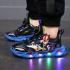 Светящаяся обувь для мальчиков 2025 детская новая трендовая кожаная обувь осень Ультрамен спортивная обувь весна