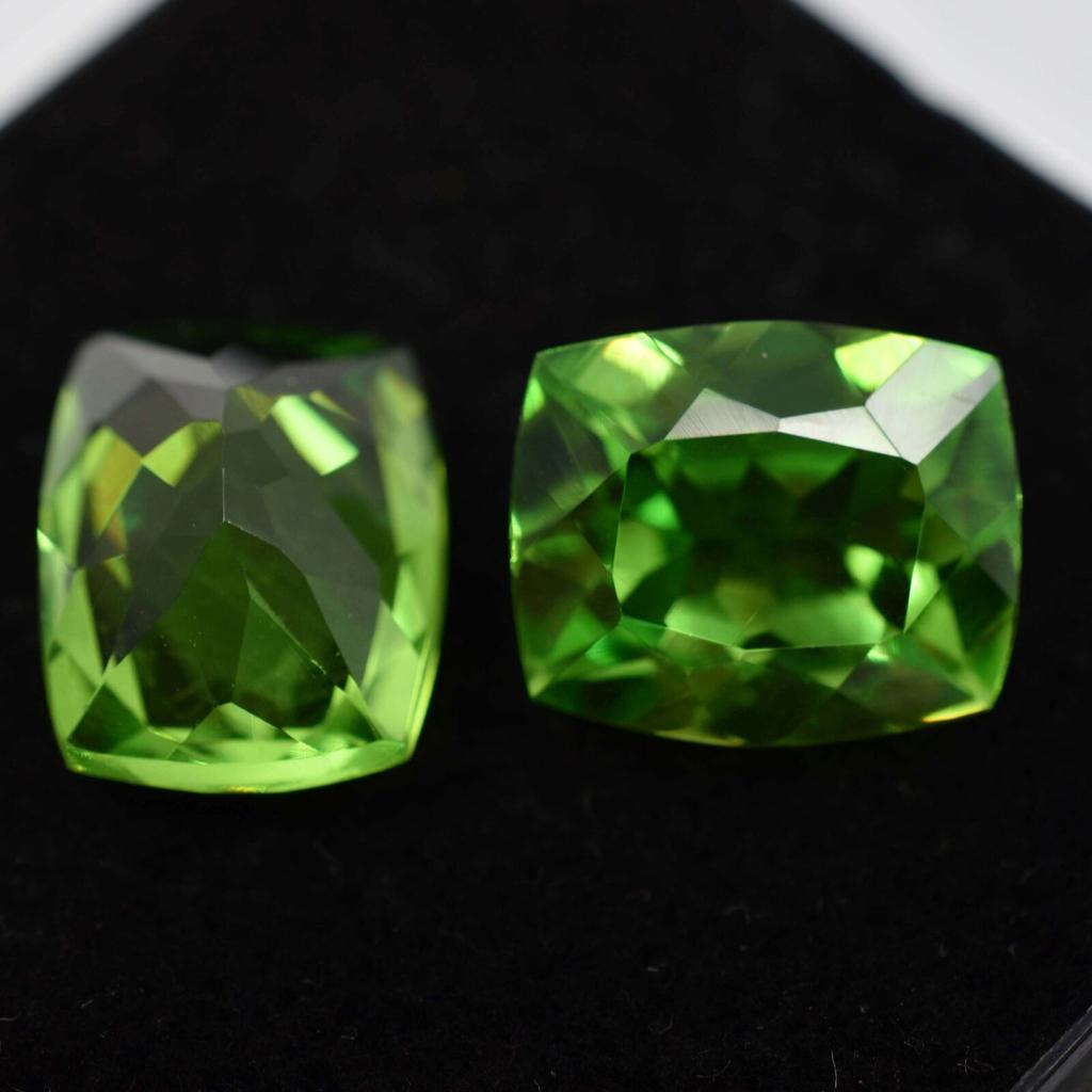 17.00 Ct Natural PERIDOT Faceted Amazing Gems Green CUSHION Cut Pair