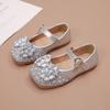 Девочки серебряные туфли-одинарки 2025 весна и осень новые детские туфли-принцессы с кристаллами в корейском стиле для маленькой девочки, хрустальные туфли, маленькие кожаные туфли