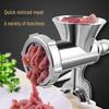 Ручная кухонная мясорубка и наполнитель для колбас