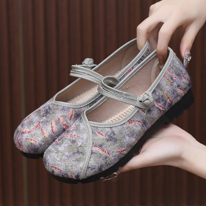 Spring and Autumn Women's Soft-soled Cloth Shoes Retro Hanfu Chinese Style Flat Shoes Temperament Mother Breathable Single Shoes