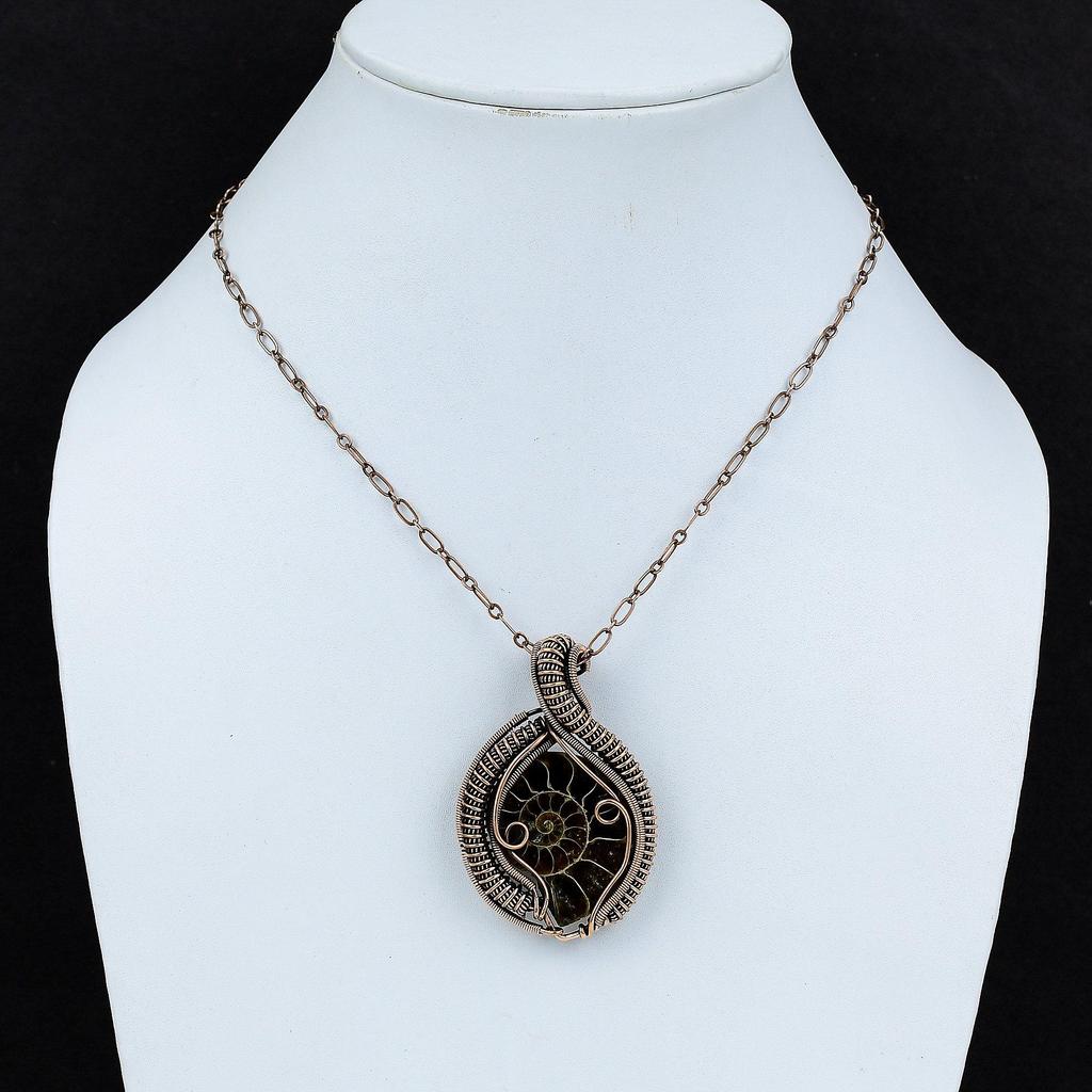 Подвеска из окаменелости аммонита, подвеска из медной проволоки, подвеска ручной работы, дизайнерская подвеска из меди, настоящие драгоценные камни, подарок для нее