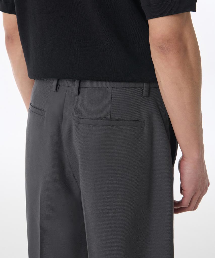 MUSINSA STANDARD Whipcord Wide Hidden Banding Half Slacks [Gray]