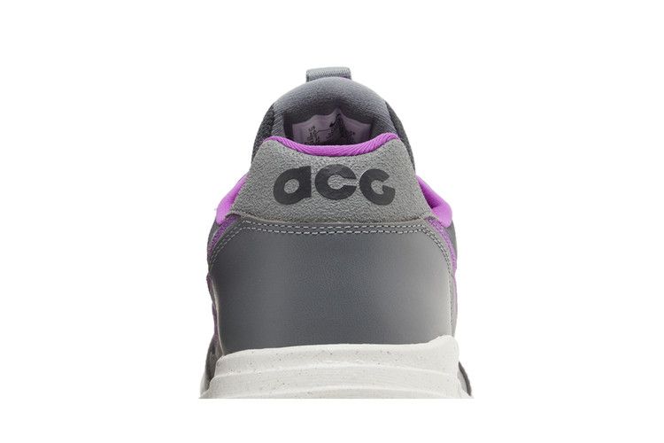 Nike ACG Lowcate Smoke Grey Dark Smoke Grey Vivid Purple