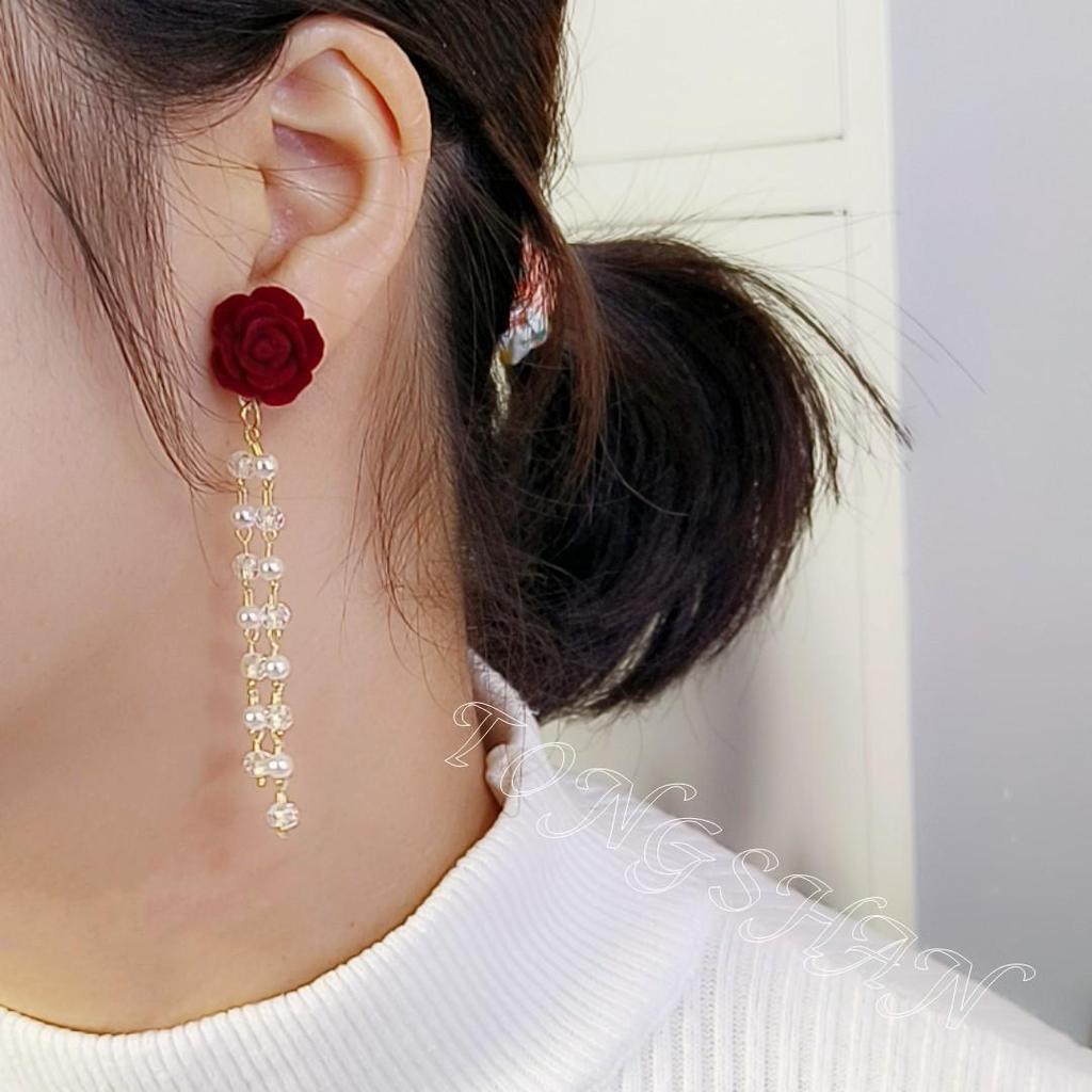 Элегантные красные серьги-кисточки с бантом из флокированной ткани – коллекция осень/зима для женщин