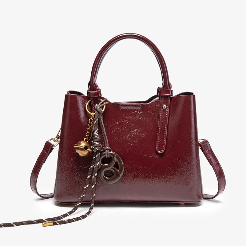 Large Capacity Bag Female Tote Bag 2025 New Armpit Bag High Sense Commuter Red Wedding Bag Female Bride Bag