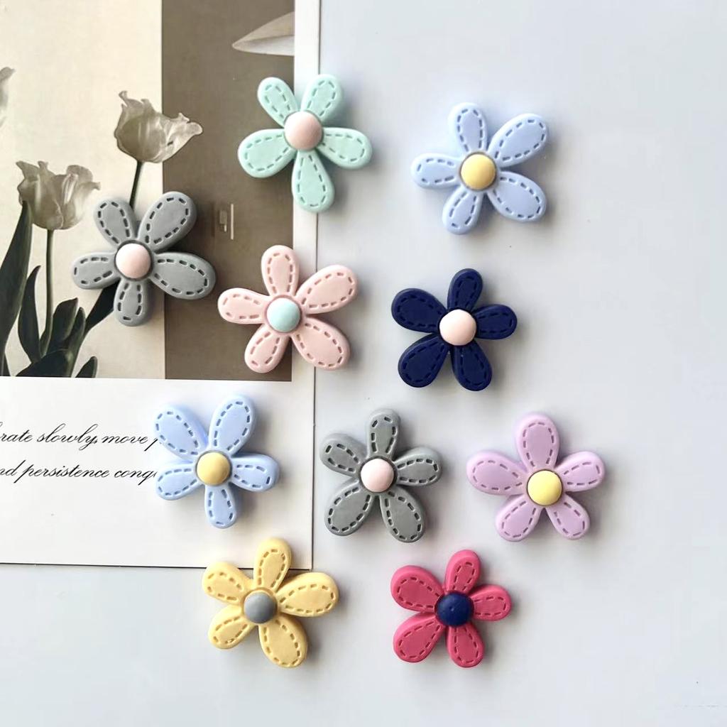 8 шт. Магнит на холодильник из смолы с пятью лепестками и цветком, украшение в виде маленького цветка, сообщение