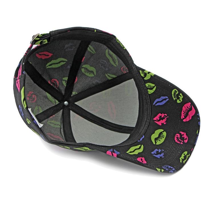 Шапка женская бейсболка с принтом губ для защиты от солнца на открытом воздухе