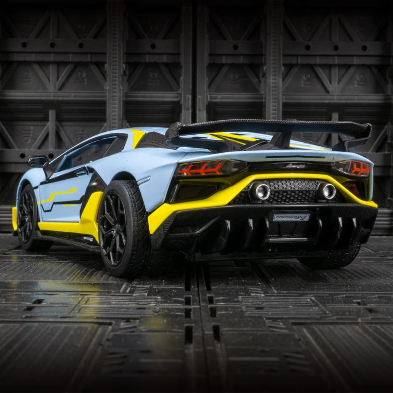 1:24-масштабная миниатюрная модель суперкара Aventador SVJ63 из сплава, откидной автомобиль со звуком и светом для детей и взрослых, коллекция подарков