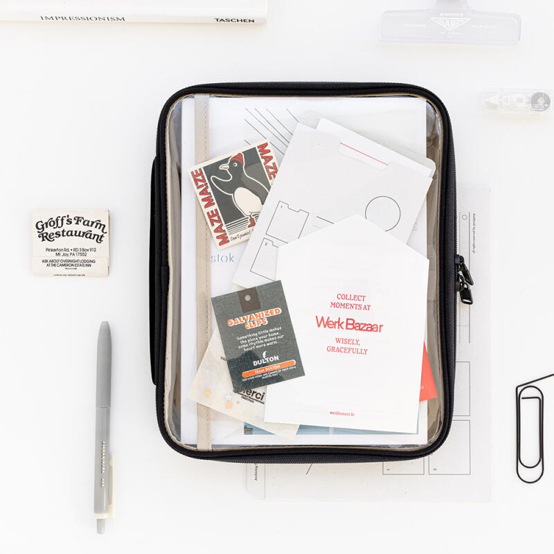 Чехол-карандашница Momo's Windows Book Pouch v.2