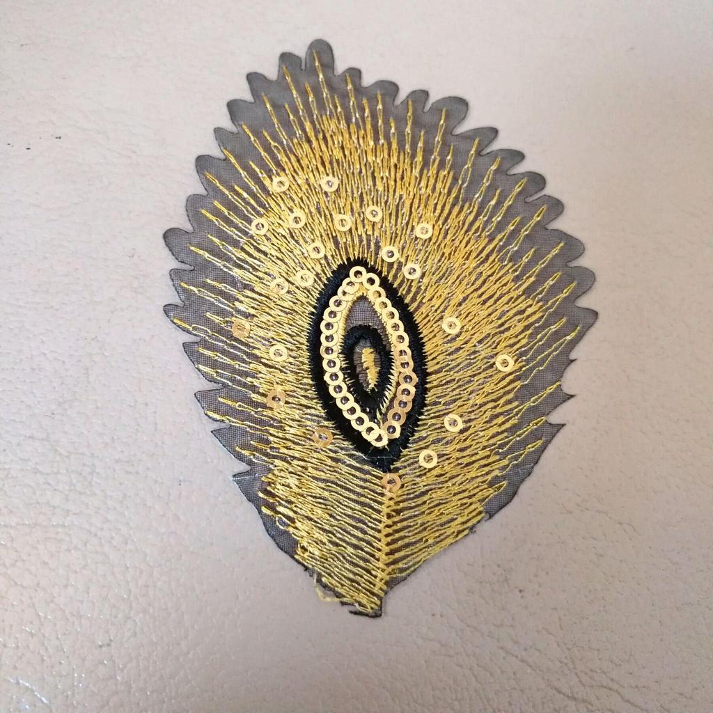 Патч с вышивкой пайетками в виде павлиньего пера для подола танцевального костюма - Самоклеящееся модное украшение.