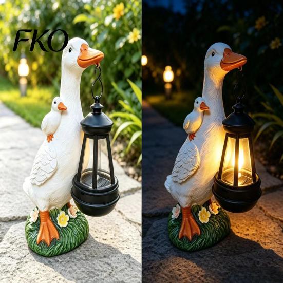 Resin Duck Statue with Flowers Garden Solar Lantern, Cute Mom And Baby Sculpture Outdoor Decor Lamp, Waterproof Light for Yard Lawn Patio