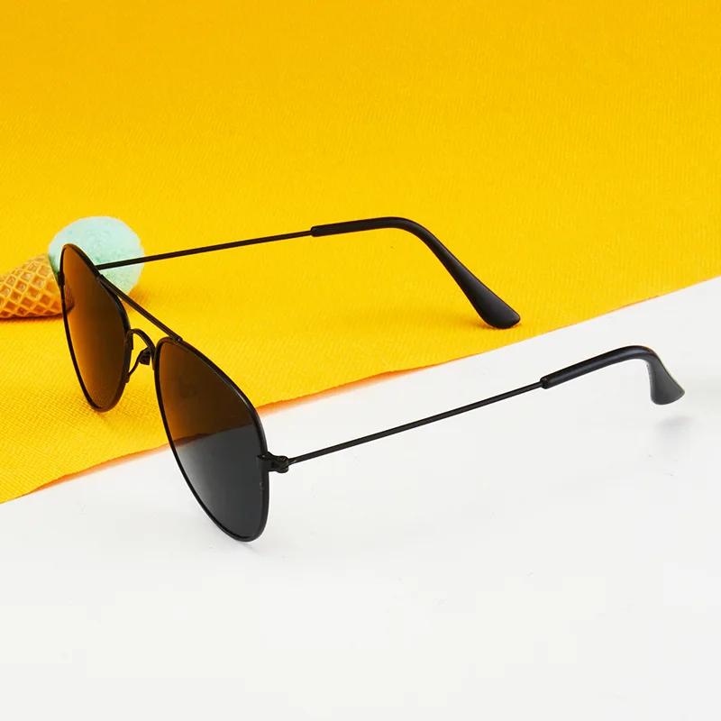 Новые детские солнцезащитные очки, модные красочные светоотражающие солнцезащитные очки для мальчиков и девочек, детские солнцезащитные очки UV400, уличные очки высокой четкости