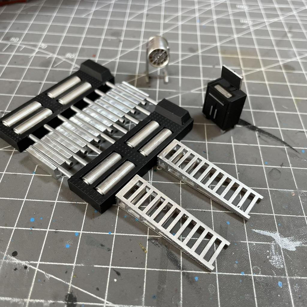 1/64 Eengine Set Miniature Creative Photography Props Adjustable Length Accessory Auto Repair Tool