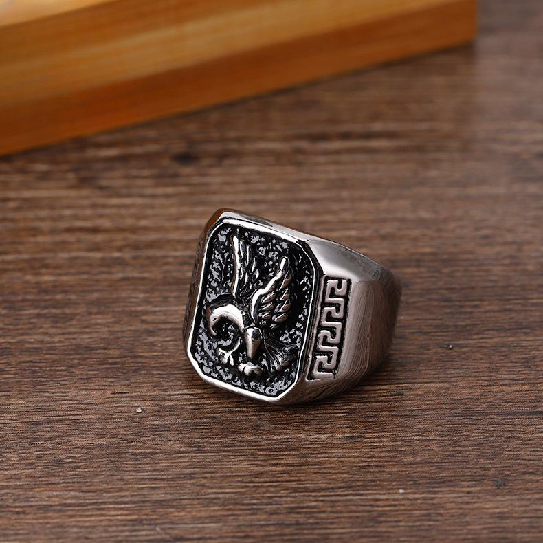 Eagle Ring Men's Titanium Steel Silver Black Retro Stainless Steel Ring Square Animal Ring