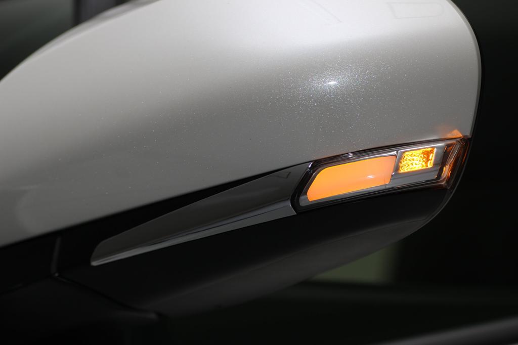 AVEST Вертикальный Повторитель Поворота на Зеркале Заднего Вида с Динамическим Световым Эффектом Синий для Prius 50 Prius и Camry 70 Серии Линзы, Светодиодный, Серия, PHV,