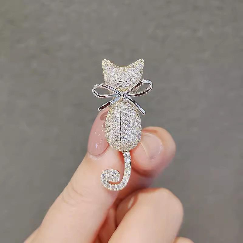Cute Kitten Brooches, High-end Feminine Animal Corsages, Anti-glare Pins, Sweaters, Coats, Suits and Accessories