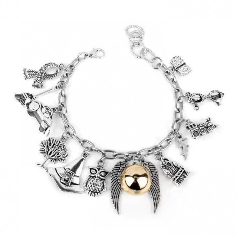 Creative Hourglass Necklace And Earrings Set Fashionable Sweater Chain Pendant Jewelry For Women Elegant Daily Wear Accessories