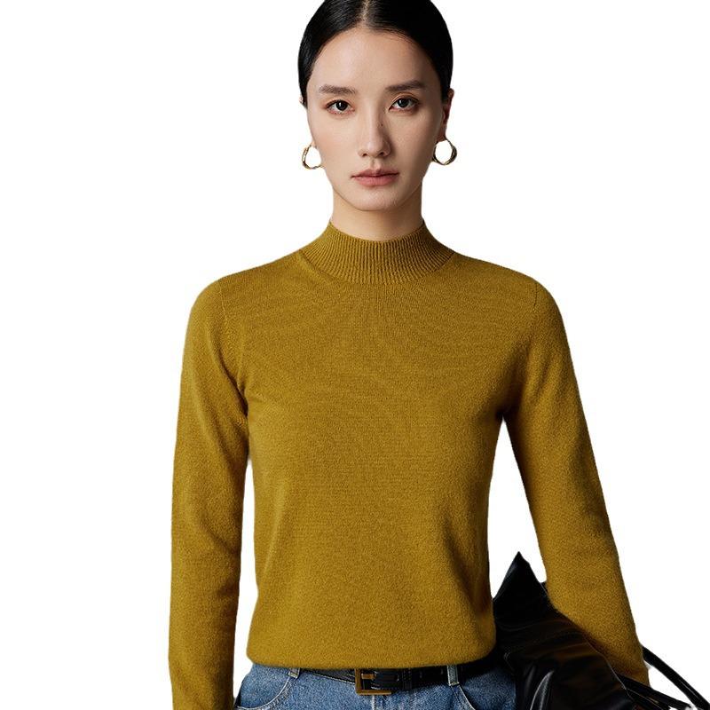 Women's High Neck Cashmere Knit Sweater: Warm, Versatile, Solid Color Pullover for Autumn and Winter.