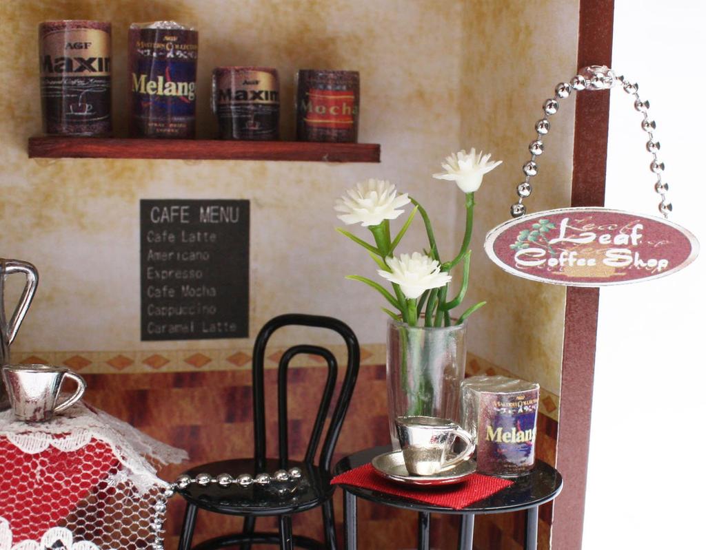 Набор для кукольного домика Билли «Уличный магазин на углу» Набор для кофейни «Лист» 8787