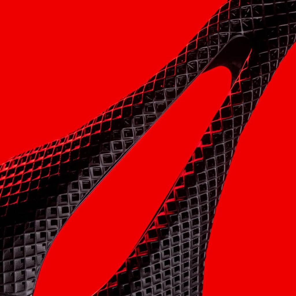 Седло Selle Italia SLR CARBON 3D S3 x с карбоновыми рамками x 9 мм (130мм 242мм) Ø7