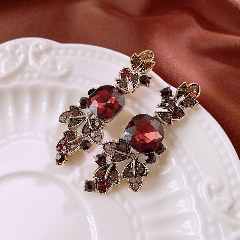 Инкрустированное бриллиантами колье-цветок и ретро-браслет, серьги - набор, европейский и американский стиль, цепочка для ключиц, ювелирные изделия высокого класса