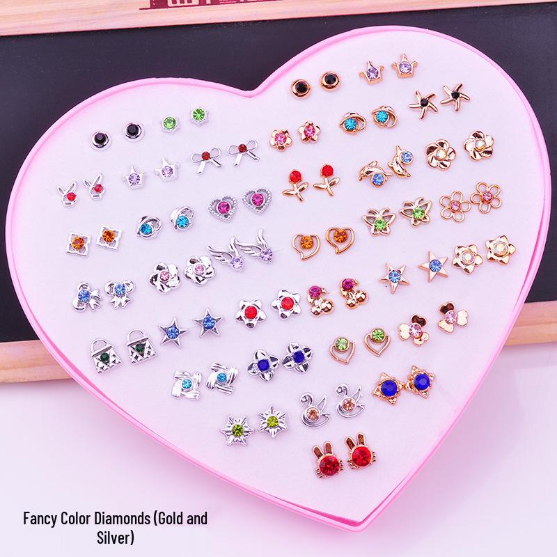 Набор акриловых серег-гвоздиков в форме сердца в пластиковой коробке