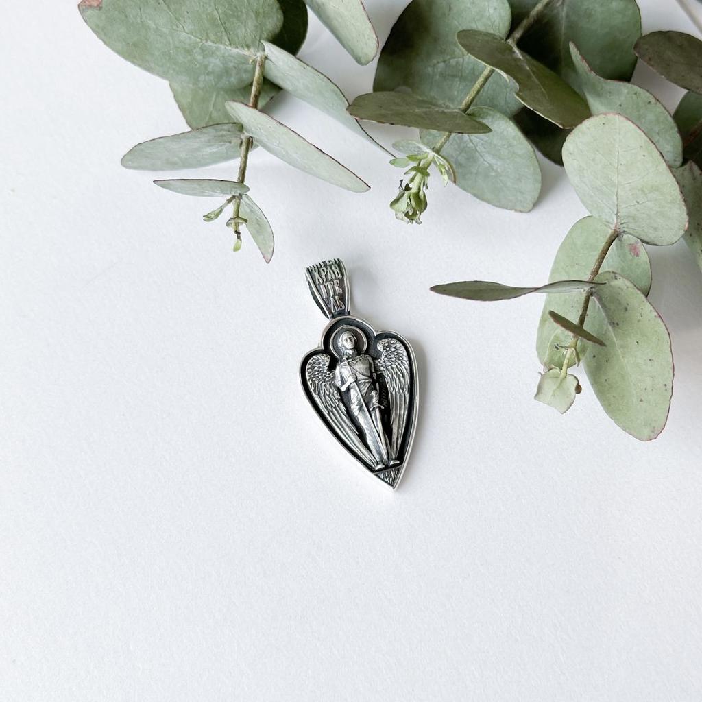 Серебряная подвеска без камней (2156536)