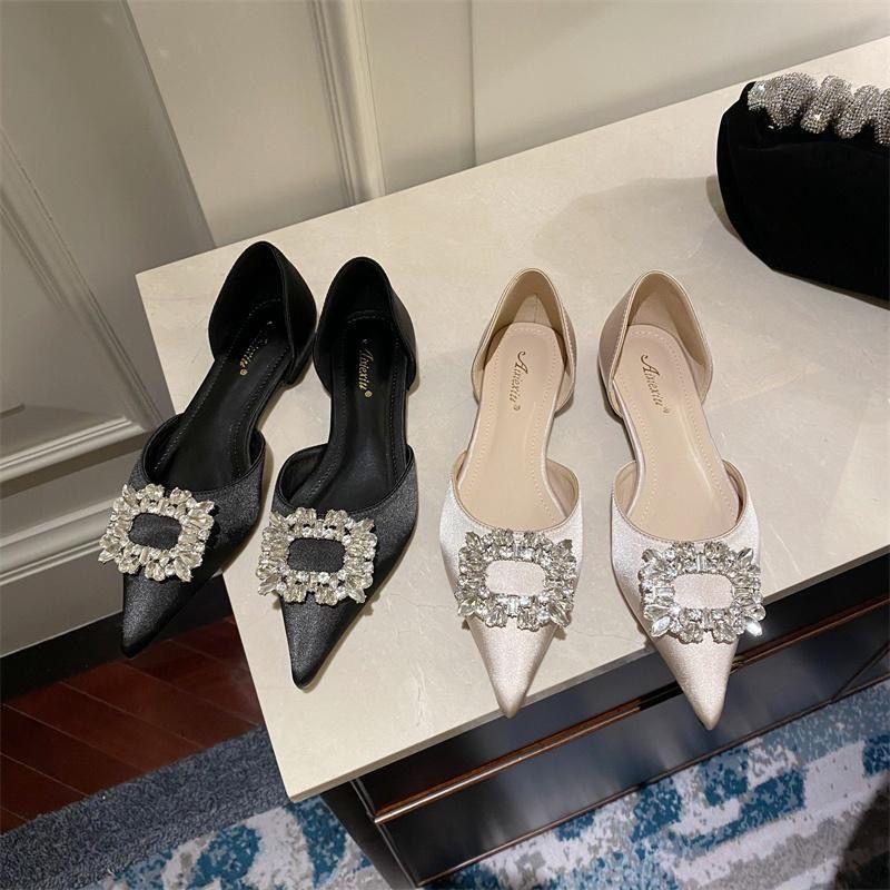 2024 летние популярные туфли со стразами и квадратной пряжкой, женские, новые, знаменитые, темпераментные, модные, универсальные, с заостренным носком, с неглубоким горлом, на плоской подошве